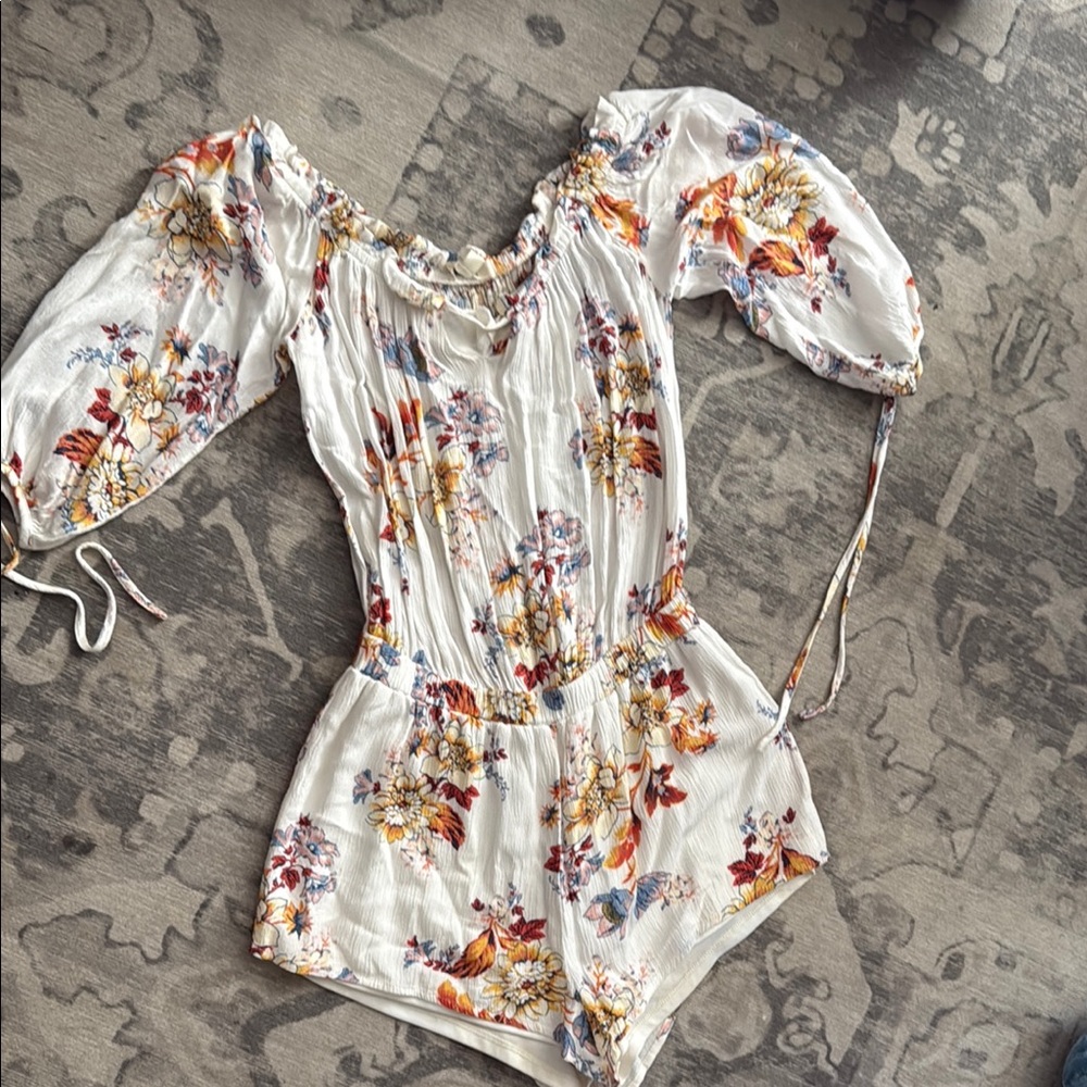 Active USA White and Orange Puff Sleeve Bodysuit